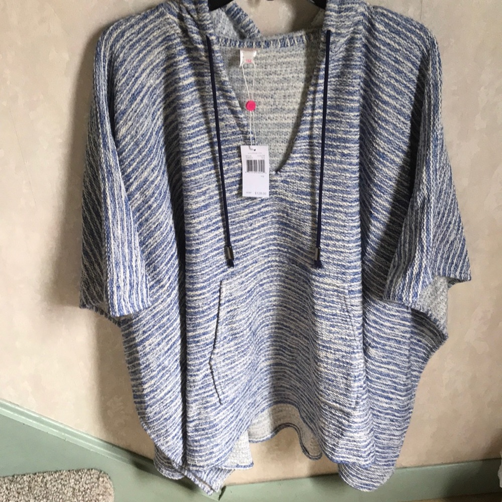 Echo pullover poncho NWT